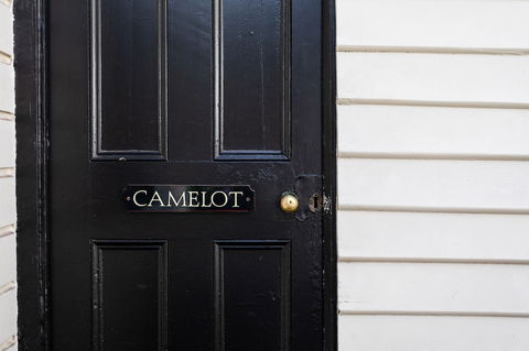 Alice's Cottages - Accommodation Burleigh 4