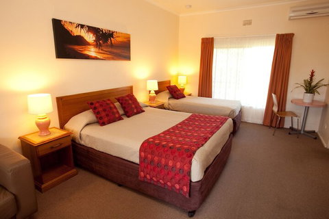 Byron Motor Lodge Motel - Accommodation Burleigh 3
