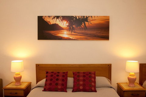 Byron Motor Lodge Motel - Accommodation Burleigh 4