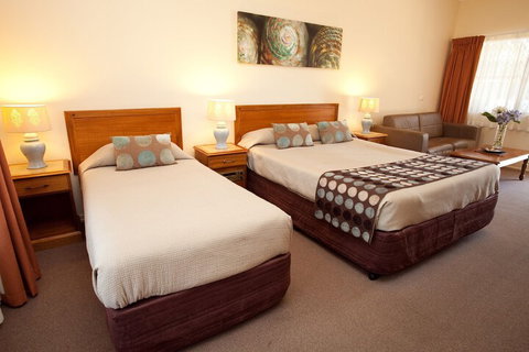 Byron Motor Lodge Motel - Accommodation Burleigh 5