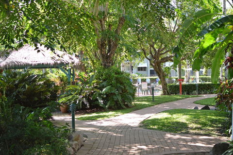 Cairns Beach Resort - Accommodation Burleigh 0