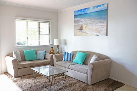 Cairns Beach Resort - Accommodation Burleigh 6