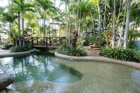 City Oasis Inn - Accommodation Burleigh 4