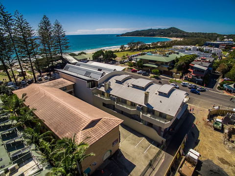 Bay Motel - Accommodation Burleigh 2