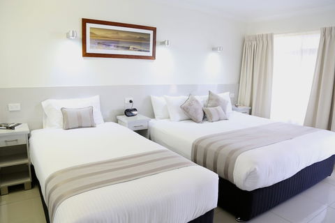 Bay Motel - Accommodation Burleigh 6