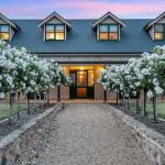 Abbotsford Country House - Accommodation Burleigh 0