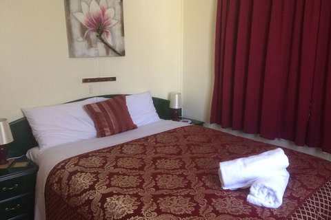 Marsden Court Apartments - Accommodation Burleigh 7