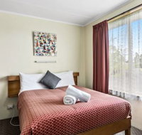 Sharonlee Strahan Villas - Accommodation Burleigh