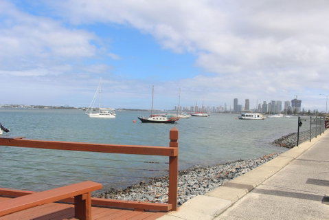 Broadwater Keys - Accommodation Burleigh 2