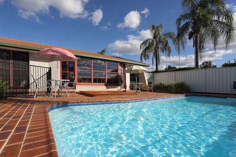 Tamworth Motor Inn & Cabins - Accommodation Burleigh 2