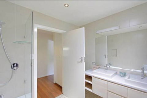 Mi Casa Holiday House - Accommodation Burleigh 4