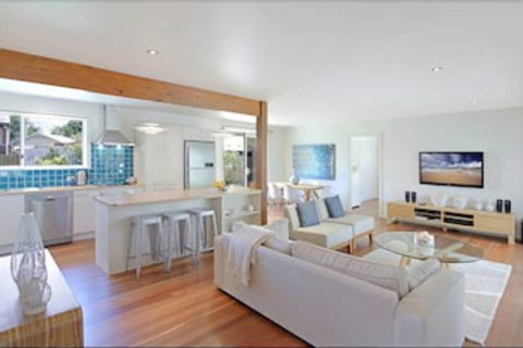 Mi Casa Holiday House - Accommodation Burleigh 0