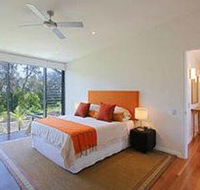 Kiah Beach House - Accommodation Burleigh