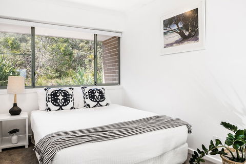 A Perfect Stay - 11 James Cook Apartments - Accommodation Burleigh 6