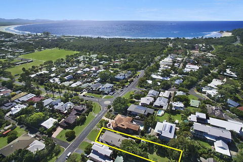 A Perfect Stay Byron View - Accommodation Burleigh 0