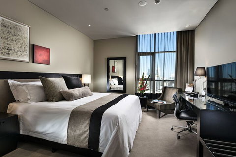 Fraser Suites Perth - Accommodation Burleigh 7