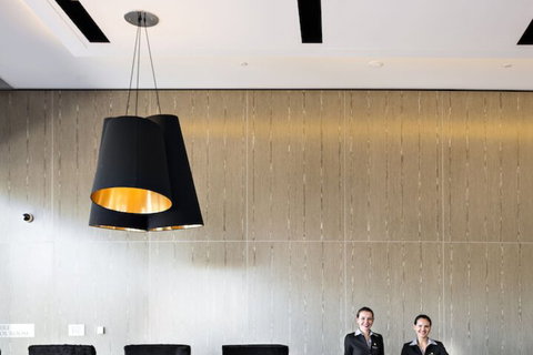 Fraser Suites Perth - Accommodation Burleigh 6