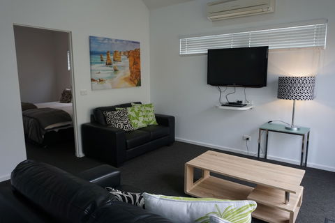 Ashmont Motor Inn & Apartments - Accommodation Burleigh 6