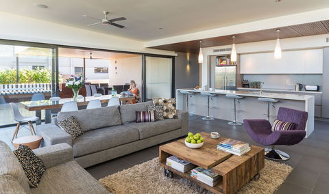 Byron Luxury Beach Houses - Accommodation Burleigh 5