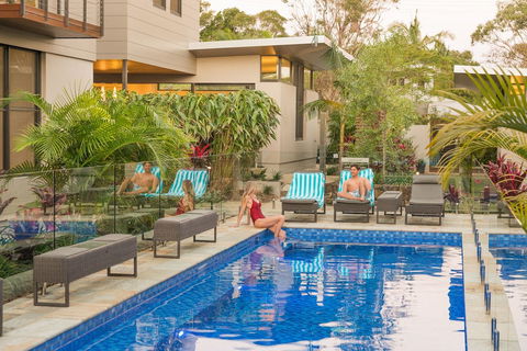 Byron Luxury Beach Houses - Accommodation Burleigh 2