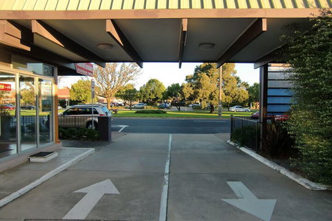 Bairnsdale Kansas City Motel - Accommodation Burleigh 1