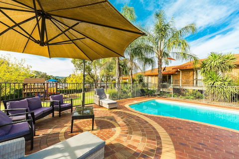 Hume Country Motor Inn - Accommodation Burleigh 3