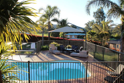 Hume Country Motor Inn - Accommodation Burleigh 1