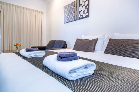 Ascot Lodge Motor Inn Kingaroy - Accommodation Burleigh 5