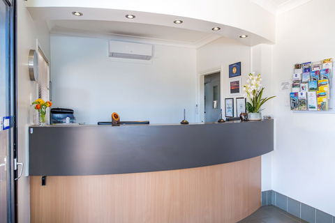 Ascot Lodge Motor Inn Kingaroy - Accommodation Burleigh 0