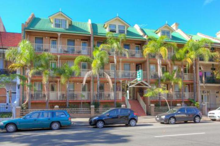 Redfern NSW Accommodation Burleigh