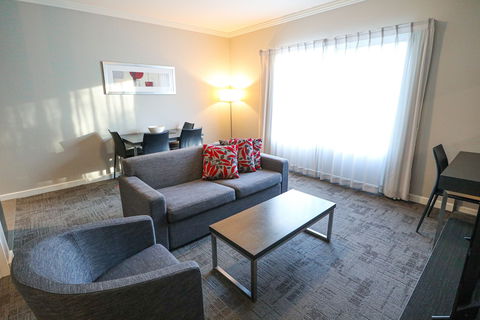 Quest Campbelltown - Accommodation Burleigh 6