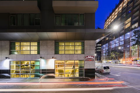 Adina Apartment Hotel Melbourne Northbank - Accommodation Burleigh 0