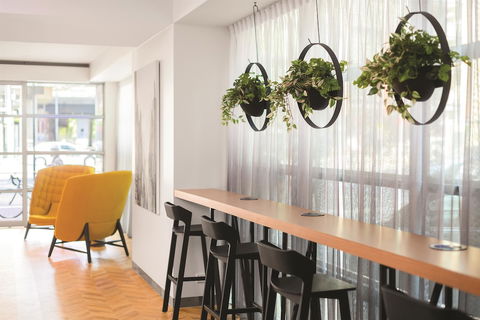 Adina Apartment Hotel Melbourne Northbank - Accommodation Burleigh 6