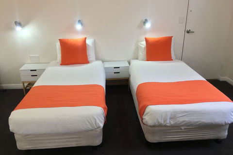 Sturt Motel - Accommodation Burleigh 5