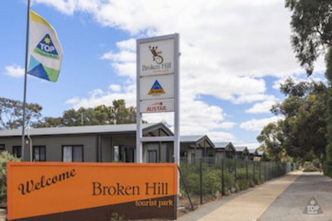 Broken Hill Tourist Park - Accommodation Burleigh 0