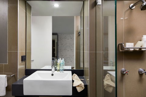 Punthill Spring Hill - Accommodation Burleigh 3