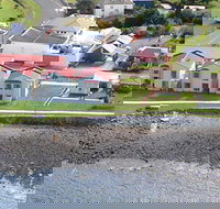 Stanley Village Waterfront Accommodation - Accommodation Burleigh