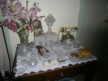 The Grand Guesthouse - Accommodation Burleigh 2