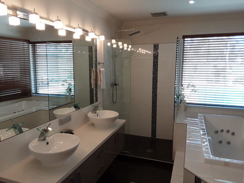 Arlia Sands Apartments - Accommodation Burleigh 1