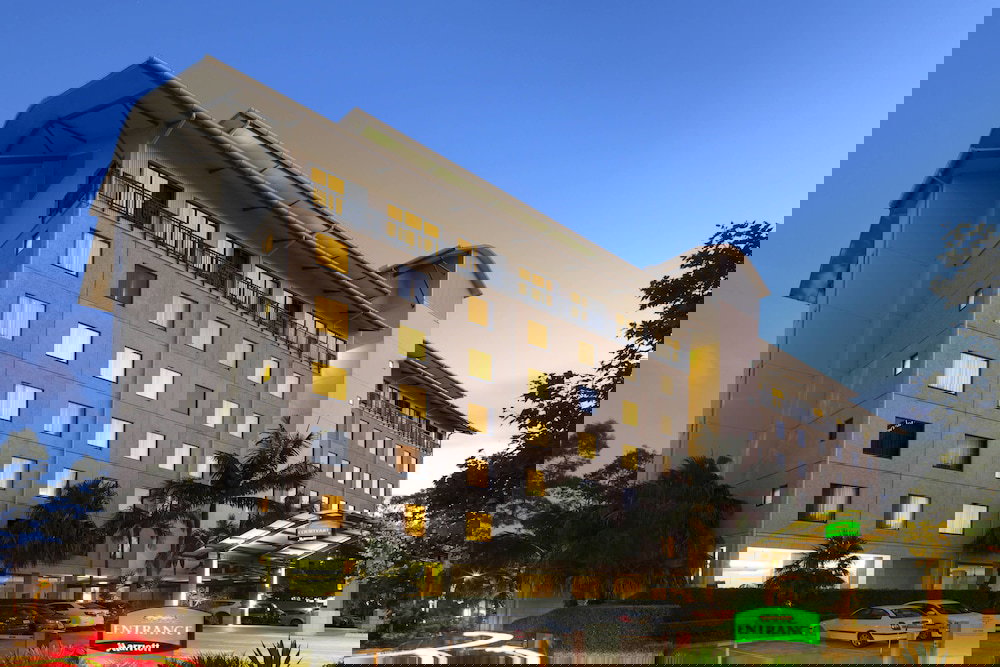  Accommodation Burleigh