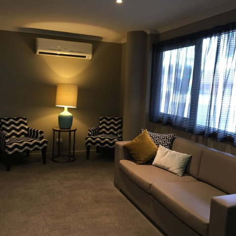 Quest Mont Albert - Accommodation Burleigh 4