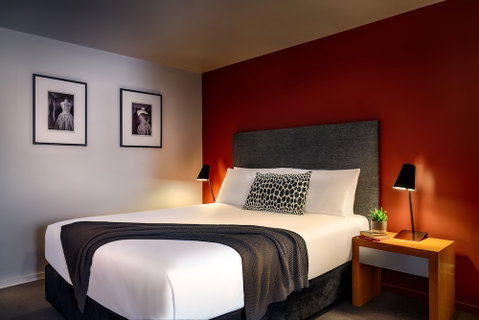 Punthill Little Bourke - Accommodation Burleigh 4