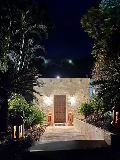 Sensom Luxury Bed & Breakfast - Accommodation Burleigh 6