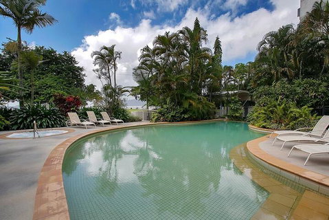 181 The Esplanade - Accommodation Burleigh 5