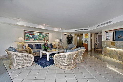 181 The Esplanade - Accommodation Burleigh 7