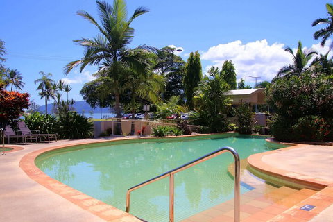 181 The Esplanade - Accommodation Burleigh 4