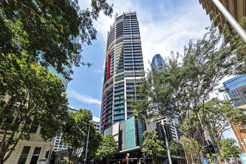 Oaks Brisbane On Felix Suites - Accommodation Burleigh 5