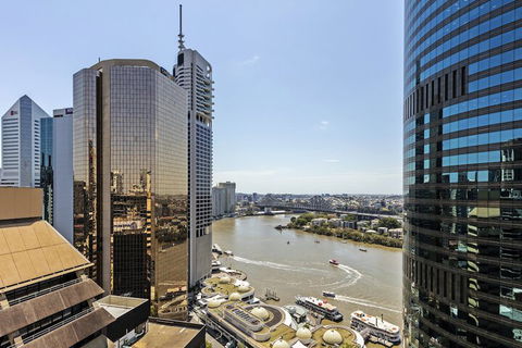 Oaks Brisbane On Felix Suites - Accommodation Burleigh 1