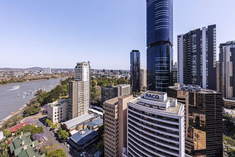 Oaks Brisbane On Felix Suites - Accommodation Burleigh 2