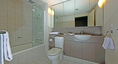 Salamanca Terraces - Accommodation Burleigh 5